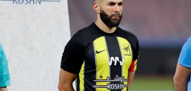 غياب بنزيما عن التدريبات الجماعية وتحضيرات اتحاد جدة للقاء الهلال